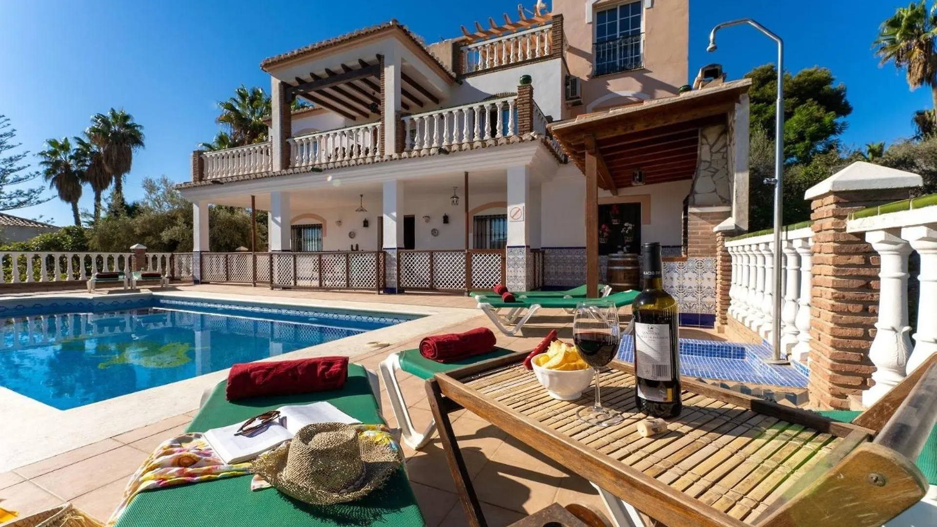 Ferienhaus Mit Privatpool Fuer 10 Personen Ca 280 Qm In Nerja, Andalusien Costa Del Sol Nyaraló Nerja